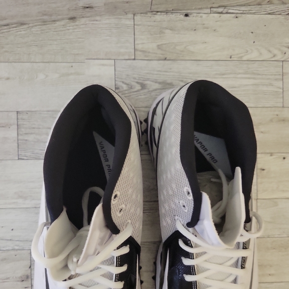 NWOT Nike Mens Vapor Pro 3/4 Destroyer Football White Black 527879-100 Size 11.5 main image 9